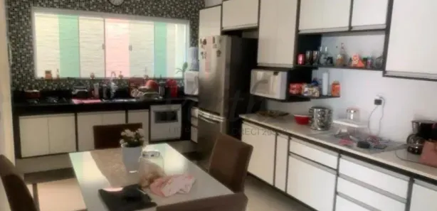 Sobrado com 3 Quartos à venda, 250m² no Parque Ortolândia, Hortolândia