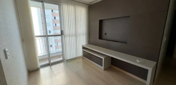 Apartamento com 2 Quartos para alugar, 67m² no Aurora, Londrina