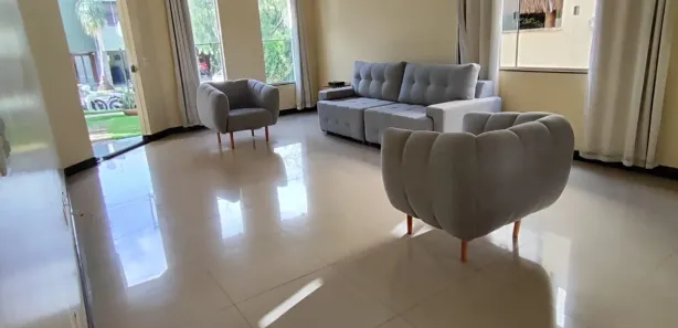 Casa com 4 Quartos para alugar, 280m² no Loteamento Portal do Sol II, Goiânia