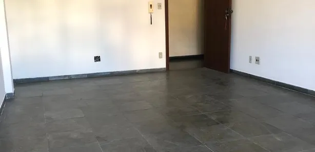 Sala Comercial para alugar, 28m² no Santa Efigênia, Belo Horizonte