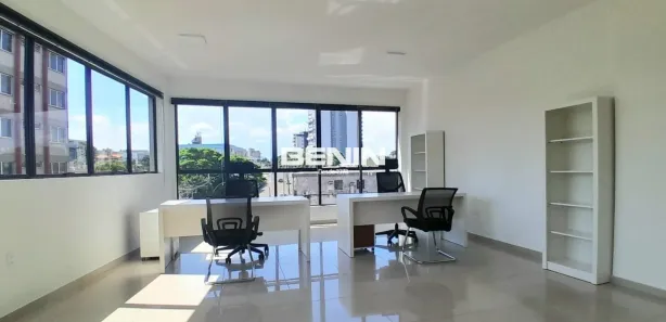 Sala Comercial à venda, 46m² no Marechal Rondon, Canoas