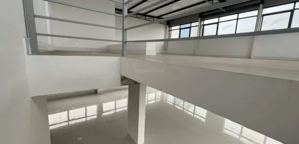 Sala Comercial para alugar, 305m² no Santa Efigênia, Belo Horizonte