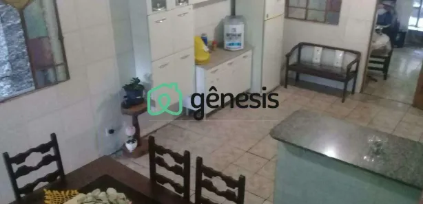 Casa com 2 Quartos à venda, 190m² no Vista Alegre, Belo Horizonte