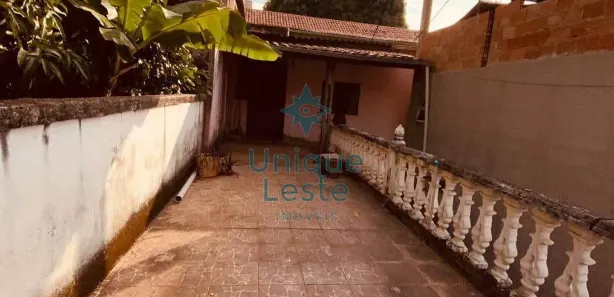Casa com 3 Quartos à venda, 140m² no Nossa Senhora da Saúde, Belo Horizonte
