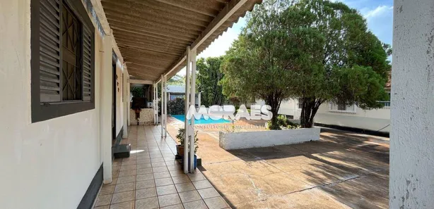 Fazenda/Sítio com 4 Quartos à venda, 611m² no Centro, Piratininga