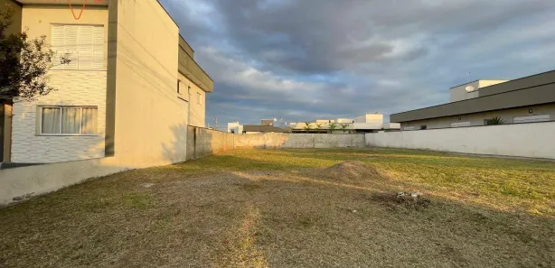 Lote/Terreno à venda, 300m² no Chácara do Visconde, Taubaté