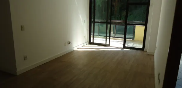 Apartamento com 2 Quartos para alugar, 73m² no Laranjeiras, Rio de Janeiro