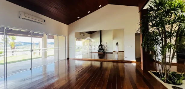 Casa de Condomínio com 4 Quartos para alugar, 600m² no Chácaras Cataguá, Taubaté