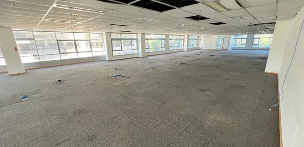 Sala Comercial à venda, 815m² no Jacarepaguá, Rio de Janeiro