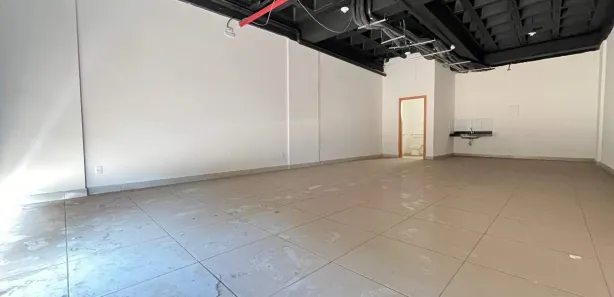 Ponto Comercial para alugar, 68m² no Diamante (Barreiro), Belo Horizonte