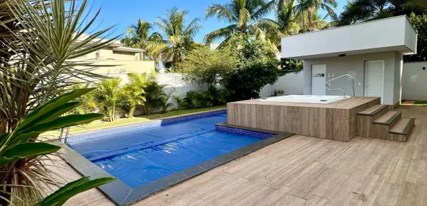 Sobrado com 5 Quartos para alugar, 416m² no Jardins Paris, Goiânia