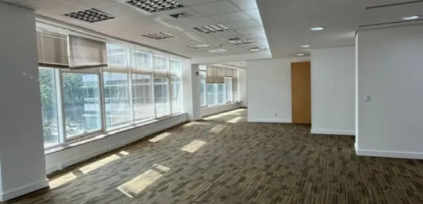 Sala Comercial para alugar, 556m² no Barra Olímpica, Rio de Janeiro