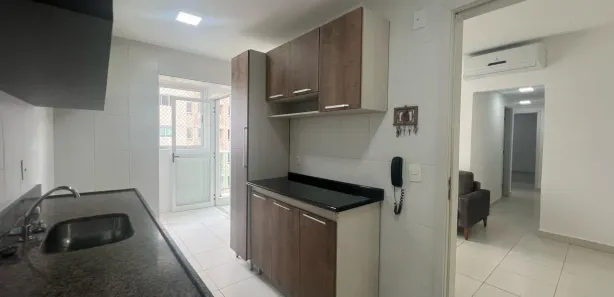 Apartamento com 3 Quartos para alugar, 97m² no São Jorge, Manaus