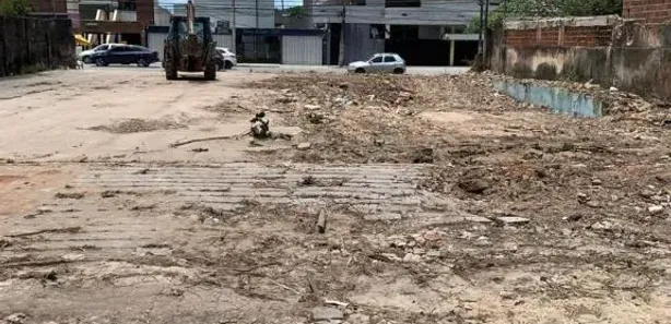 Lote/Terreno à venda, 956m² no Candeias, Jaboatão dos Guararapes