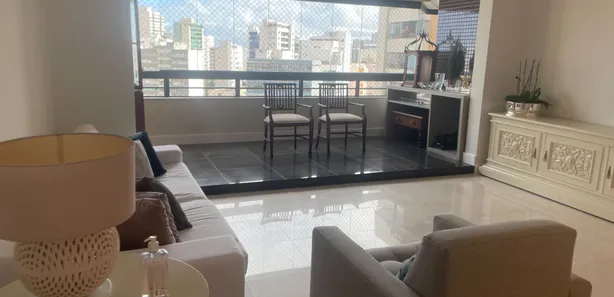 Apartamento com 4 Quartos para alugar, 142m² no Pituba, Salvador