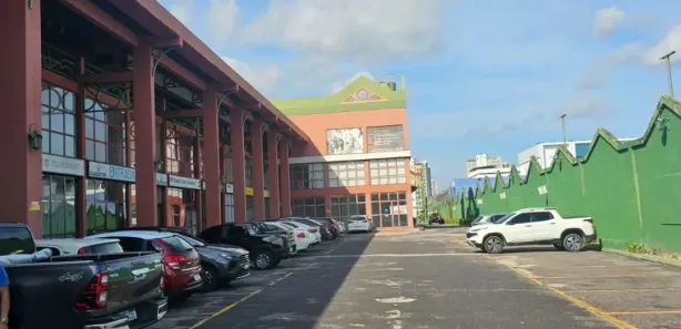 Ponto Comercial à venda, 100m² no Chapada, Manaus