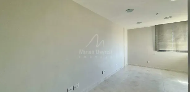 Sala Comercial para alugar, 35m² no Santa Efigênia, Belo Horizonte
