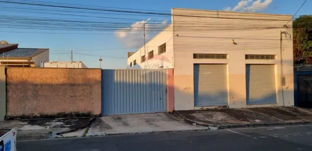 Imóvel Comercial para alugar, 240m² no Jardim Guaçuano, Mogi Guaçu