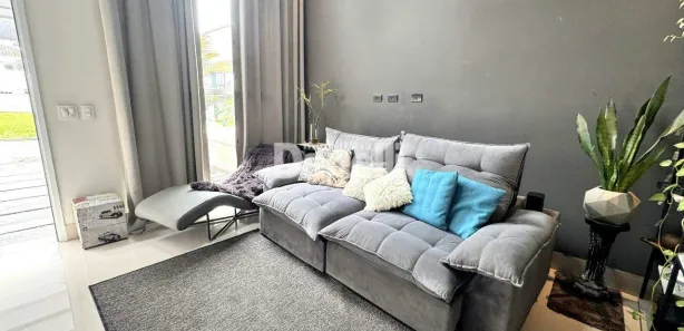 Casa com 3 Quartos para alugar, 173m² no Condomínio Residencial Tecoara, Taubaté