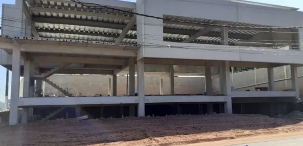 Imóvel Comercial para venda ou aluguel, 954m² no Embu Mirim, Itapecerica da Serra