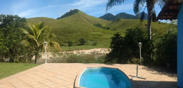 Fazenda/Sítio com 3 Quartos à venda, 1600m² no Trapiche, Macaé