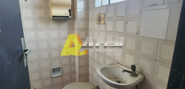 Galpão/Depósito/Armazém para alugar, 163m² no Bento Ribeiro, Rio de Janeiro