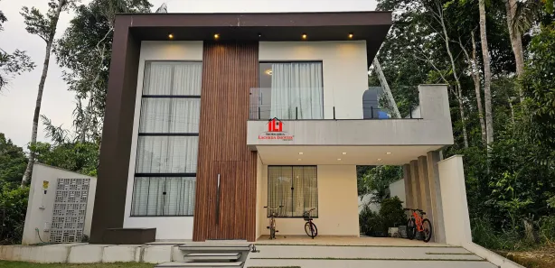 Casa de Condomínio com 4 Quartos para venda ou aluguel, 350m² no Ponta Negra, Manaus