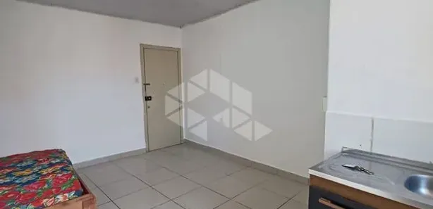Kitnet com 1 Quarto para alugar, 19m² no Floresta, Porto Alegre