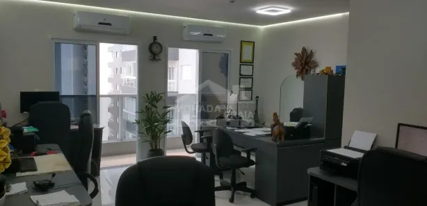 Sala Comercial à venda, 33m² no Boqueirão, Praia Grande