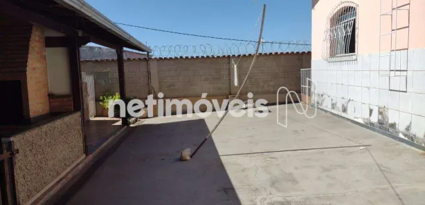 Casa com 3 Quartos à venda, 249m² no São Marcos, Belo Horizonte
