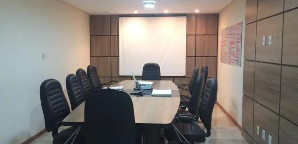 Sala Comercial à venda, 113m² no Stiep, Salvador