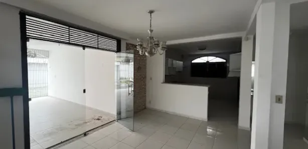 Casa com 3 Quartos para venda ou aluguel, 200m² no Nossa Senhora de Nazaré, Natal