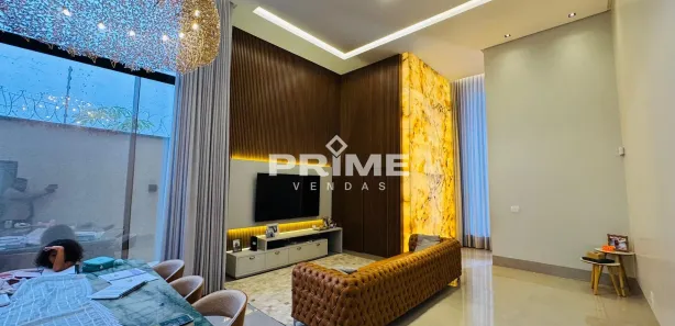 Casa com 3 Quartos à venda, 330m² no Vila Rosa, Goiânia