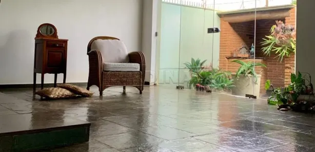 Casa com 3 Quartos à venda, 204m² no Centro, Araraquara
