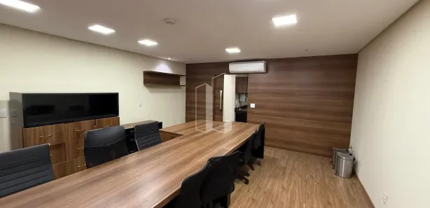 Sala Comercial à venda, 44m² no Jardim Santo Antônio, Goiânia
