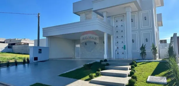 Sobrado com 4 Quartos à venda, 243m² no Loteamento Manoel Gomes da Cunha, Araguaína