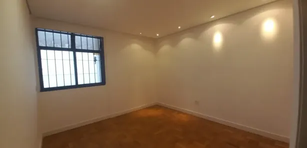 Ponto Comercial com 4 Quartos para alugar, 345m² no Funcionários, Belo Horizonte