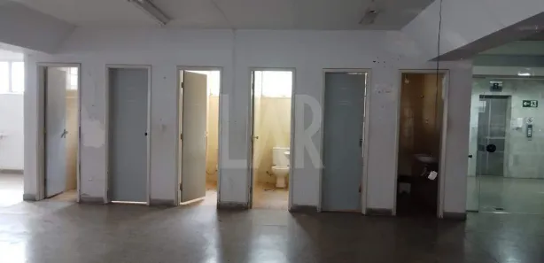 Sala Comercial para alugar, 550m² no Santa Efigênia, Belo Horizonte