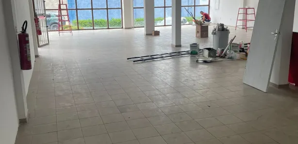 Ponto Comercial para alugar, 150m² no Chapada, Manaus