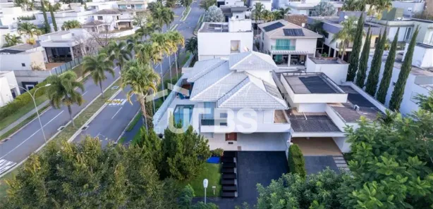 Casa de Condomínio com 4 Quartos à venda, 300m² no Jardins Valência, Goiânia