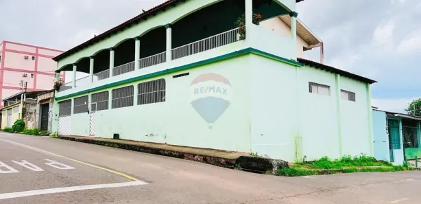 Casa com 4 Quartos à venda, 387m² no São Jorge, Manaus