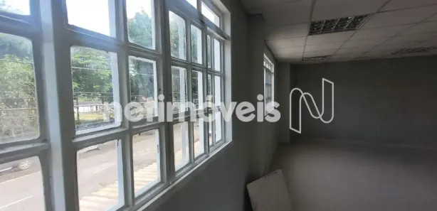 Galpão/Depósito/Armazém para venda ou aluguel, 450m² no Setor de Indústrias Bernardo Sayão, Brasília