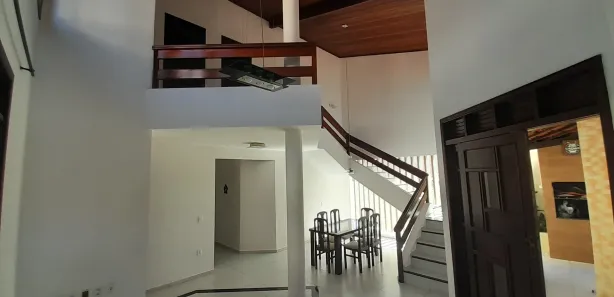 Casa de Condomínio com 4 Quartos para alugar, 196m² no Candelária, Natal