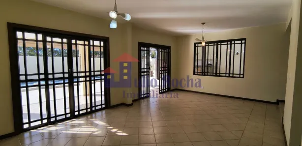 Casa de Condomínio com 3 Quartos para alugar, 300m² no Setor Habitacional Jardim Botânico, Brasília