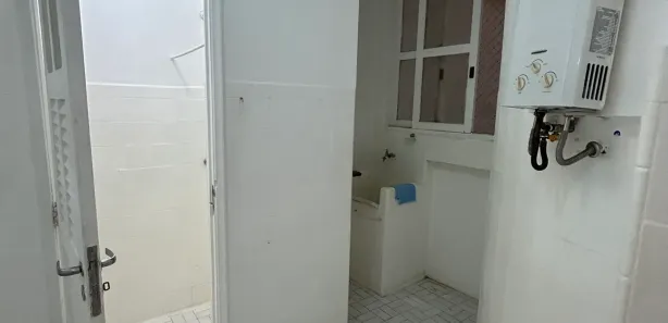 Apartamento com 2 Quartos para alugar, 75m² no Leme, Rio de Janeiro