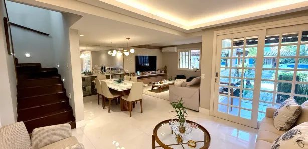 Casa de Condomínio com 3 Quartos à venda, 250m² no Itapuã, Salvador