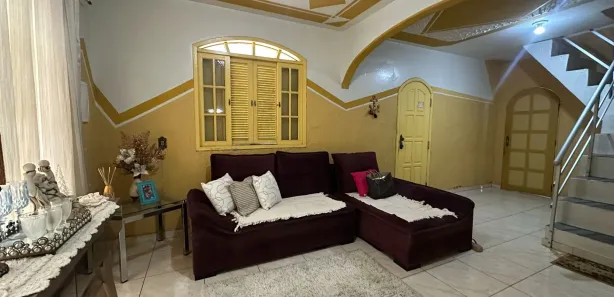 Sobrado com 6 Quartos à venda, 726m² no Alvorada, Manaus