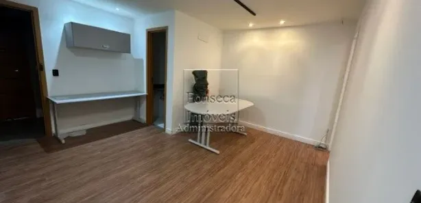 Ponto Comercial para alugar, 64m² no Quarteirão Brasileiro, Petrópolis