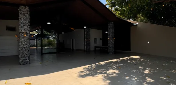 Fazenda/Sítio com 4 Quartos à venda, 360m² no , Abadia de Goiás