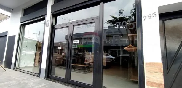 Sala Comercial para alugar, 197m² no Sarandi, Sarandi